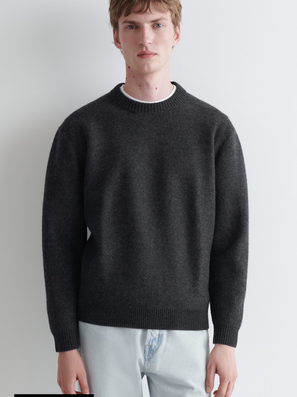 COS Men’s Navy Blue Crewneck Wool Blend Knit Sweater